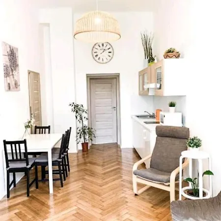 Gallys Apartment *