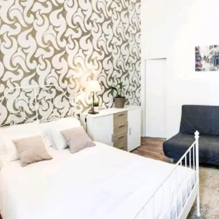 Gallys Apartmán *